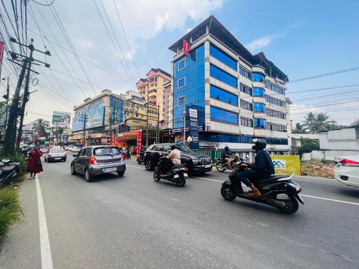 Tower 21 Regency Hotel Kochi Εξωτερικό φωτογραφία