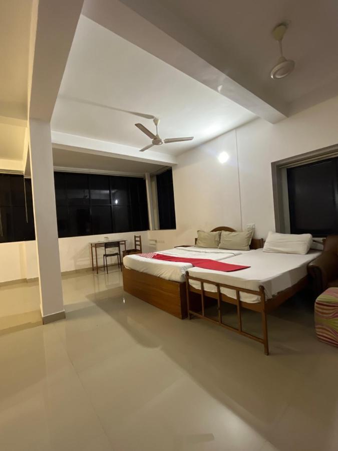 Tower 21 Regency Hotel Kochi Εξωτερικό φωτογραφία