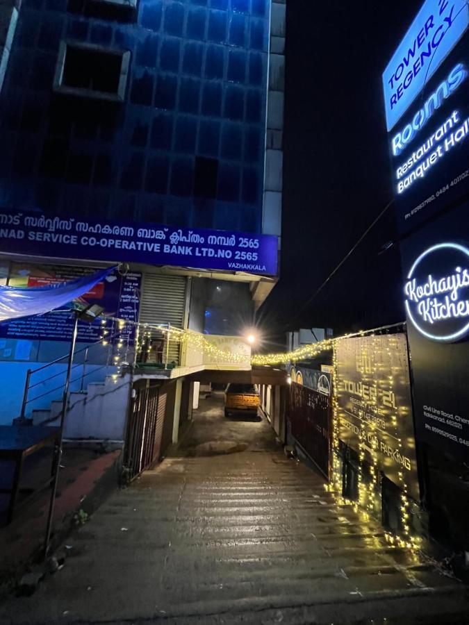 Tower 21 Regency Hotel Kochi Εξωτερικό φωτογραφία